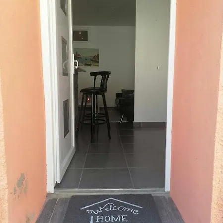 Entierement Renove Apartmán