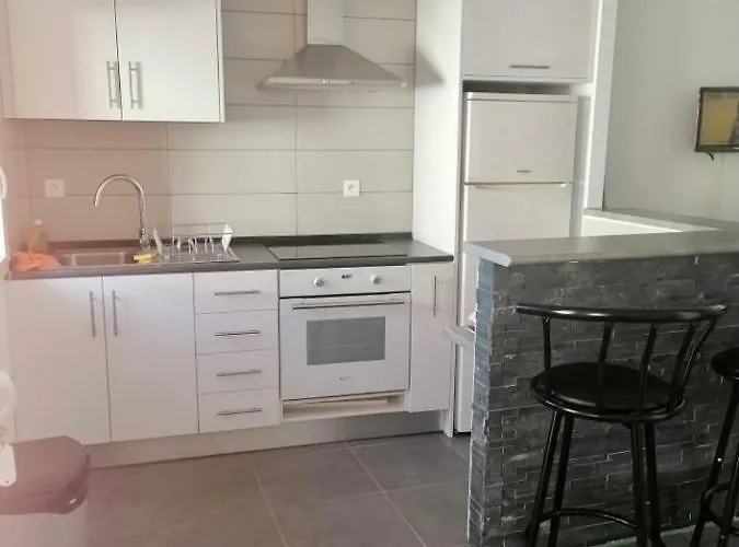 Entierement Renove * Cerbère